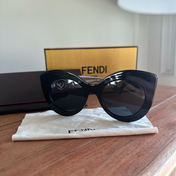 Fendi Accessories - FENDI Black Frame Brown Leg Sunglasses